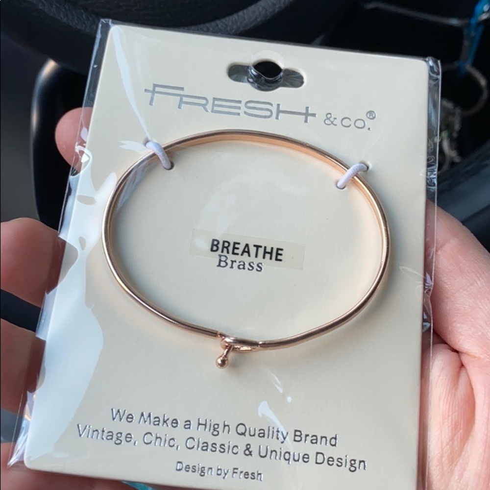 Hand bracelet